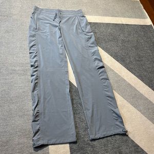Athleta Grey La Viva Pants - size 8 *EUC*
